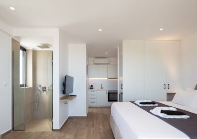 Room2 8